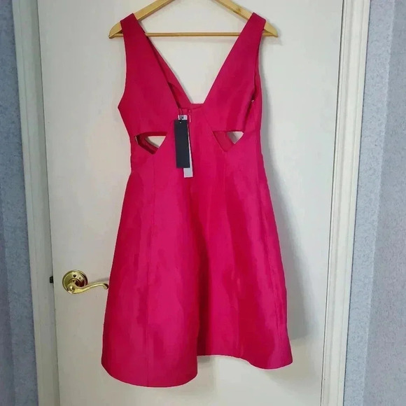 Halston Heritage Cerise Cutout Dress Size 6 - Picture 3 of 8